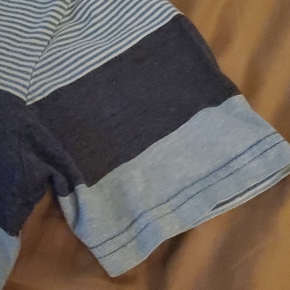 Short sleeve t-shirt - Picture 3 of 3